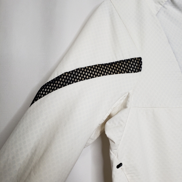 Nike Women’s White Half Zip Pullover Jacket Sweater Small - Picture 5 of 10